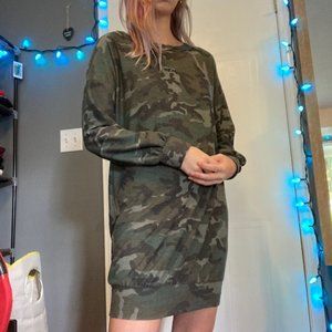 💎2/$20💎 Camo Sweater Dress